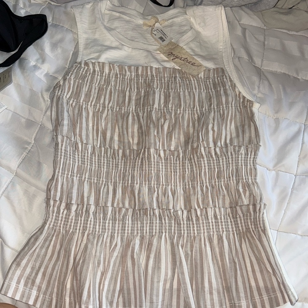 MYSTREE BOUTIQUE smocked top - NEW WITH TAGS - size small S